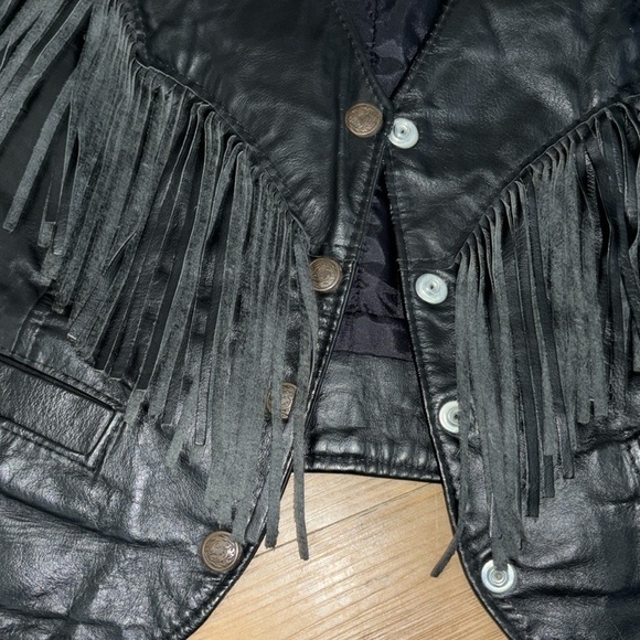 California Creation Fringe Vest - Picture 3 of 6